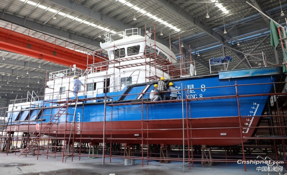 江龍船艇新型鋁合金高性能海上風(fēng)電運(yùn)維船成功下水