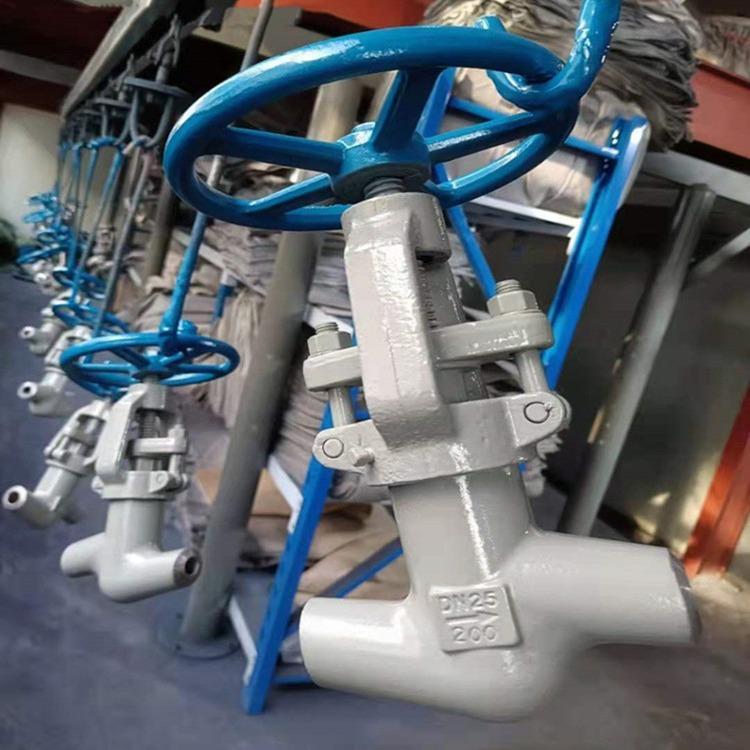 對焊截止閥，高溫高壓對焊截止閥實物圖